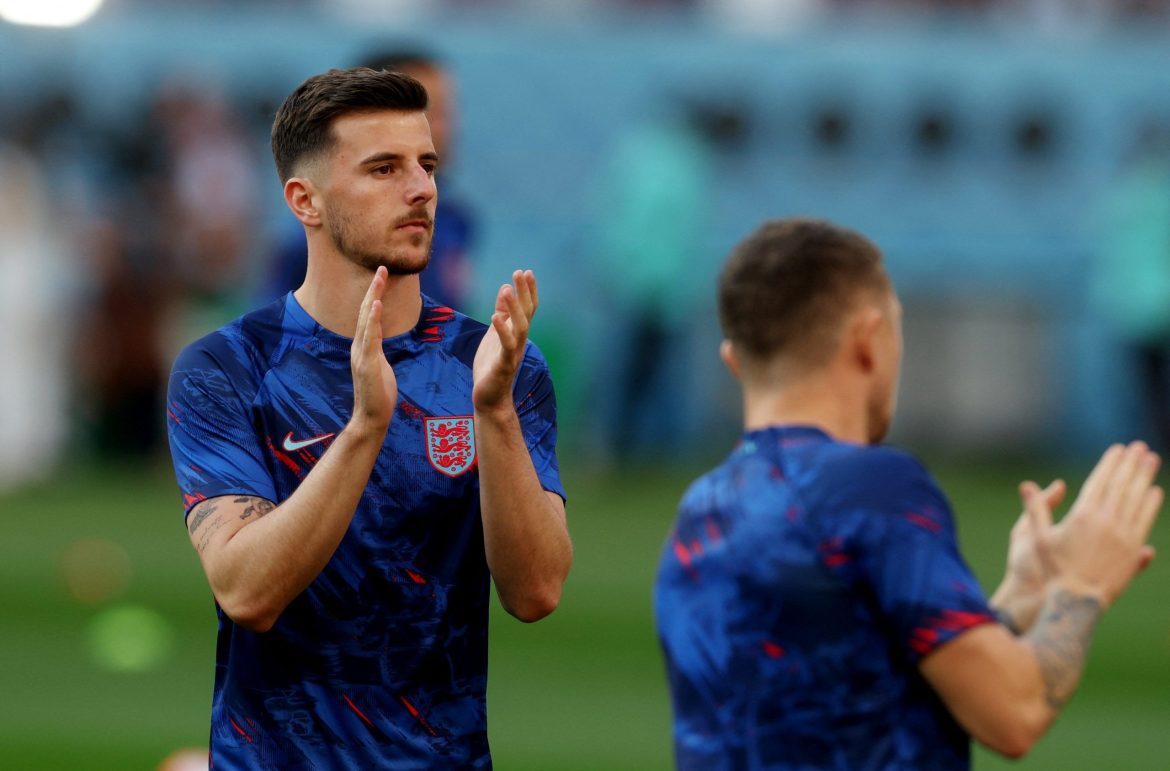 Fabrizio Romano admits Liverpool target Mount will be available