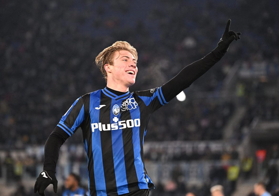 Man United eye swoop for Rasmus Hojlund