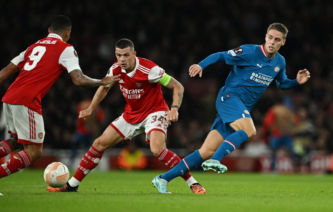 Man Utd can ditch McTominay for Veerman