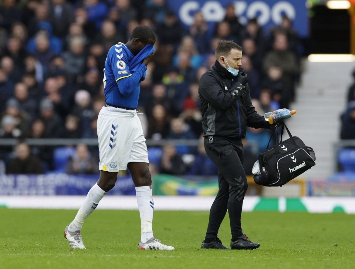 Everton: Boyland reacts to Doucoure news
