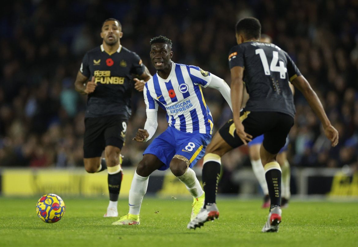 Villa fans react to Yves Bissouma interest